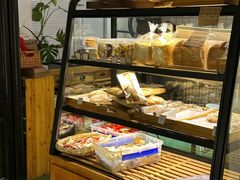 -房角石咖啡与书(吉大南校店)