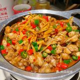 广州最多菜式的酸菜鱼店｜有辣有不辣各种特色菜任君选择 