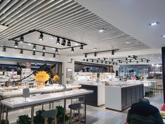 -宏宇眼镜蔡司依视路折扣店(兆佳眼镜城店)