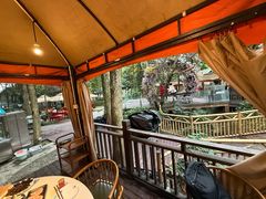 -二荆条·蜀鲜汇城市森林火锅