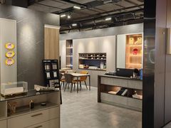-百安居装修建材卖场(南山店)