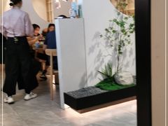 -蜜桃餐厅·伴山(绿宝广场店)