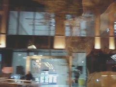 -龙湖虹桥天街-停车场