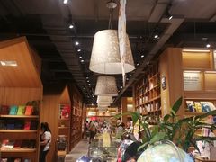 -百新书局(尚悦湾店)