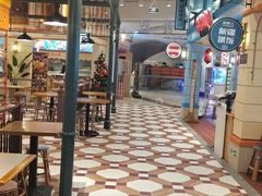 -大食代美食广场(上海中心店)