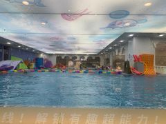 -龙格亲子游泳·水育早教运动中心(龙湾天街店)