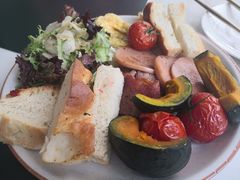 -ins森林童话餐厅coffee&bistro