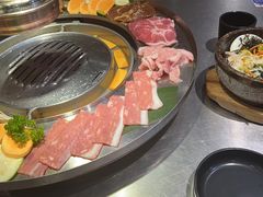 -哈哈碳都·牛肋条无限自助烤肉(台江万达店)