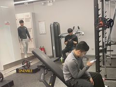 -乐刻健身铁馆(灯市口店)