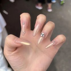 -M·X Nail日式美甲美睫
