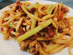 -伊带伊路新疆美食府(呼家楼店)