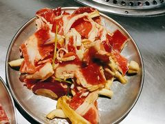 -马路牙子烧烤音乐酒馆(望京店)