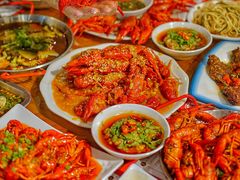 -李双猪·小龙虾·烧烤·羊肉煲(乐山店)