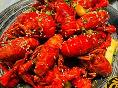 -肥肥虾庄·金牌油焖大虾(杨园滨江时代walk店)