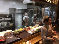 自助取餐区-东门口涮肉·砂锅·烤串(老门东店)