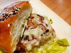 -POKEE VIA&Brunch·维娅(重庆来福士店)