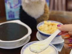 双皮奶-仁信老铺甜品(北京路店)