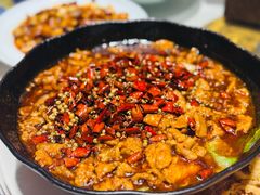 -95号酱骨·一块豆腐(展春园西路店)
