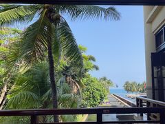 -亚龙湾喜来登·美景台大堂吧