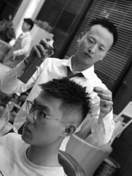 -尼特斯男士发型馆