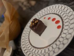 -LES ELITES 英集荟(南京西路店)