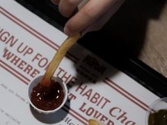 -The Habit Burger Grill 哈比特汉堡(复兴soho店)