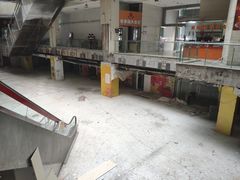 -东方巴黎购物广场