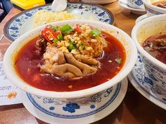 聪明的大脑-炉小二铜锅牛蛙•川湘菜(三里屯店)
