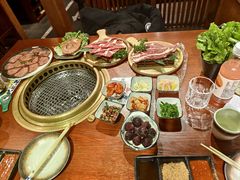 -喜牛烧肉酒场·黑金店(威高广场店)