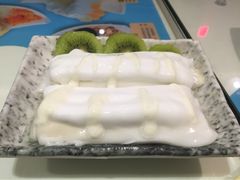 榴莲肠粉-糖糖屋•糖水•雪花冰店(时尚天河店)
