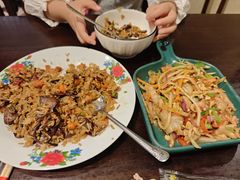 牛肝菌炒饭-婉泰·特色小吃·舂鸡脚(告庄二店)