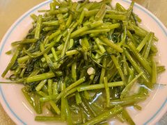 -鹤乡东北菜(崮山路店)
