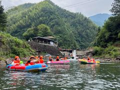 -安吉龙王山峡谷漂流