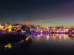 -七彩云南欢乐世界