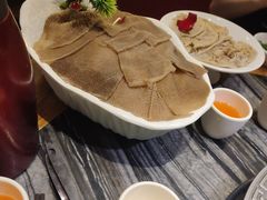 -杨肥肠火锅大排档(火车站花园店)