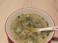 -小杨生煎(金山百联购物中心3楼店)