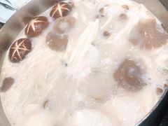 -捞王锅物料理(上海世茂广场店)