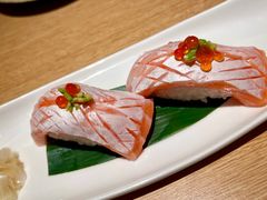 三文鱼大脂手握寿司-阿吾罗·月咏精致日料(港汇恒隆广场店)