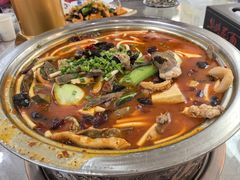 -壹阁胡羊焖饼(特色小吃街店)