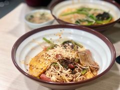 -菲哥麻辣烫(贵山小区店)