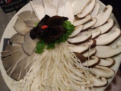 -唇辣号重庆老火锅(石担路店)