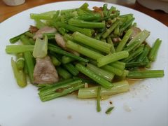 -鱼市酒店(威海水产批发市场店)