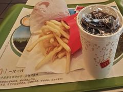 -麦当劳(农光里店)