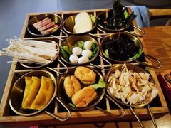 -三顾烤庐·烤鱼·烧烤·龙虾(奉贤店)