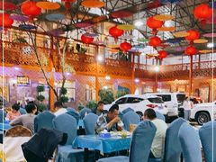 大堂-三江源美食城