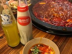 -黄潇洒老火锅(九眼桥宏济巷店)