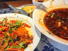 -川流不息·地道川菜·小龙虾(新松江路店)