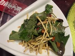 -自贡盐帮菜·玩辣餐厅(樱花园西街店)