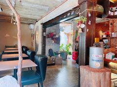 大堂-鹿萤季·营地小馆(皇后公园店)