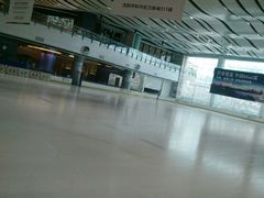 -冰纷万象滑冰场(沈阳万象城店)